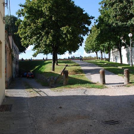 S. Agostino Fronte Mura Лукка Экстерьер фото